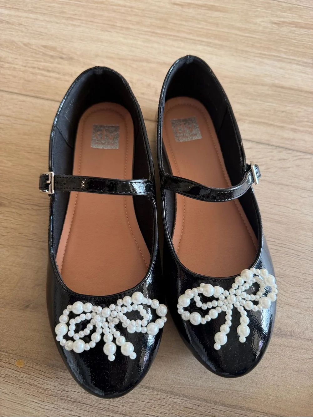 Girls Black Pearl Bow Mary Jane Flats-Dolce Vita Size 5